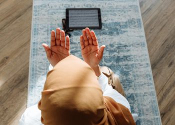 Urgensi Menuntut Ilmu dalam Islam: Mahasiswa sebagai Pewaris Peradaban